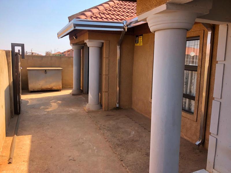 3 Bedroom Property for Sale in Villa Liza Gauteng