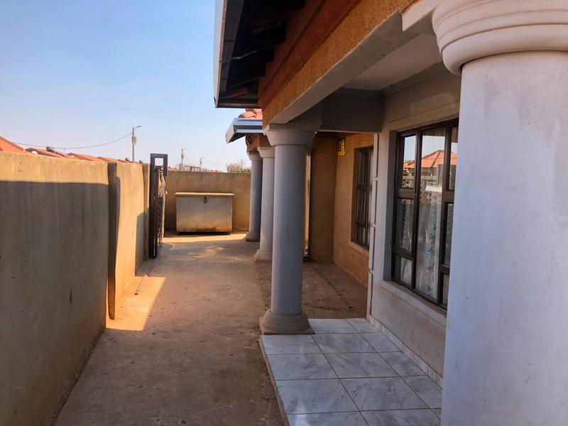 3 Bedroom Property for Sale in Villa Liza Gauteng