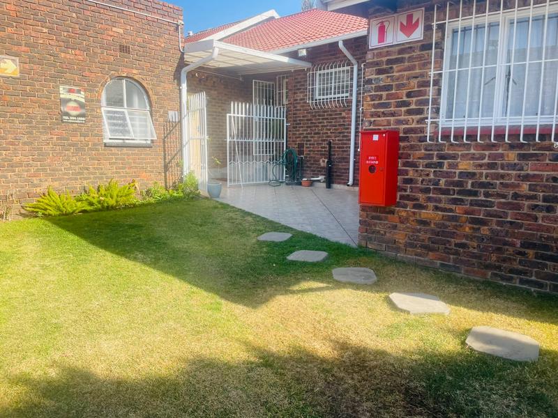 3 Bedroom Property for Sale in Edleen Gauteng