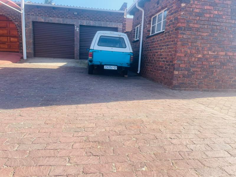 3 Bedroom Property for Sale in Edleen Gauteng