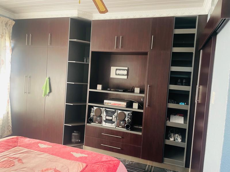 4 Bedroom Property for Sale in Norkem Park Gauteng
