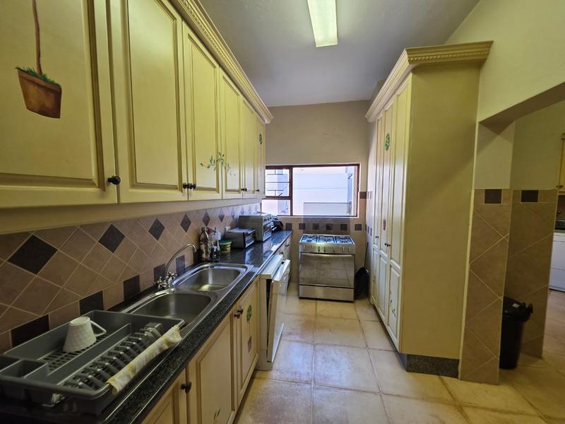 4 Bedroom Property for Sale in Van Riebeeck Park Gauteng