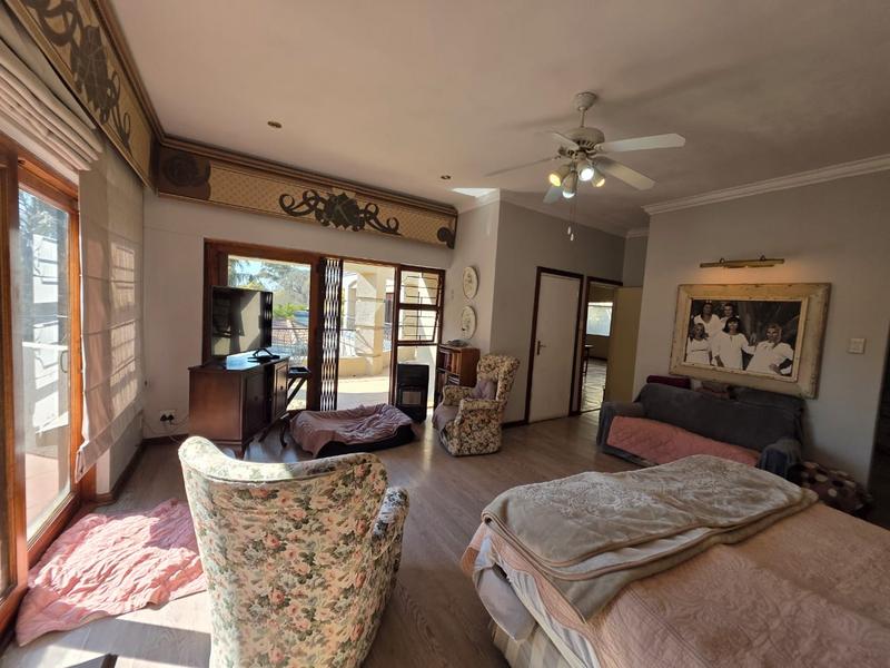 4 Bedroom Property for Sale in Van Riebeeck Park Gauteng