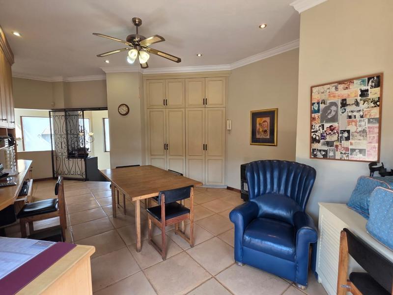 4 Bedroom Property for Sale in Van Riebeeck Park Gauteng