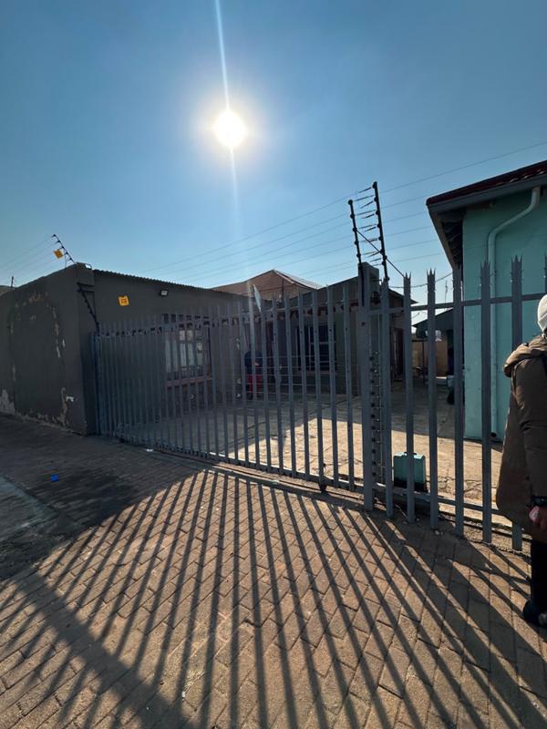 10 Bedroom Property for Sale in Springs Gauteng