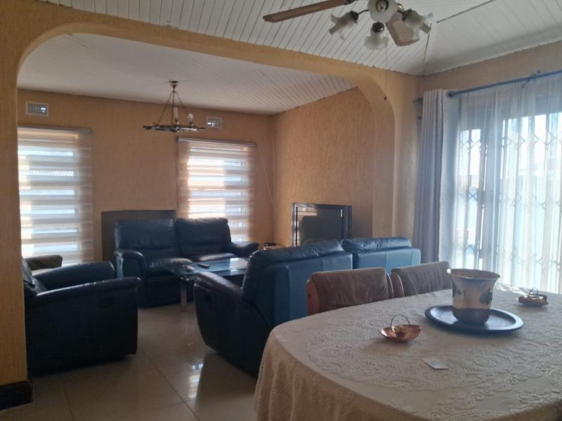 3 Bedroom Property for Sale in Tokoza Gauteng