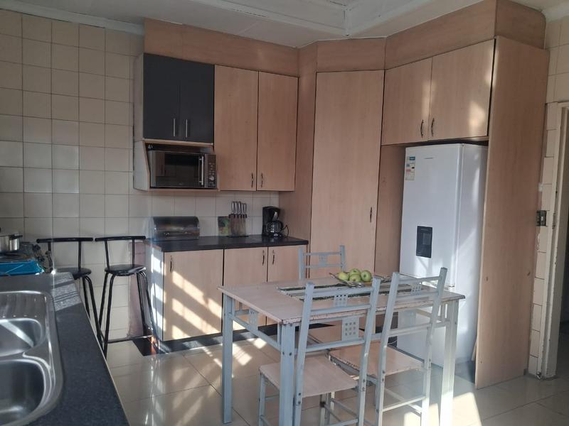 3 Bedroom Property for Sale in Tokoza Gauteng