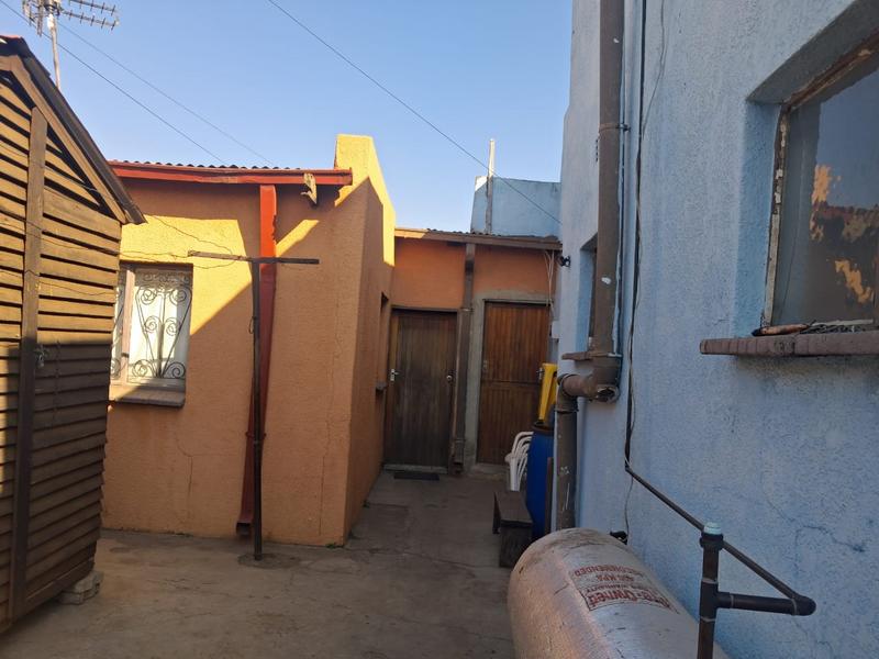 3 Bedroom Property for Sale in Tokoza Gauteng