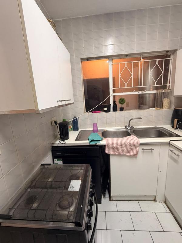 To Let 2 Bedroom Property for Rent in Vorna Valley Gauteng