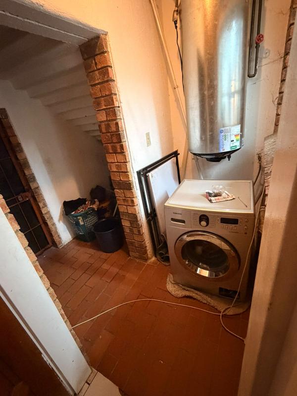 To Let 2 Bedroom Property for Rent in Vorna Valley Gauteng