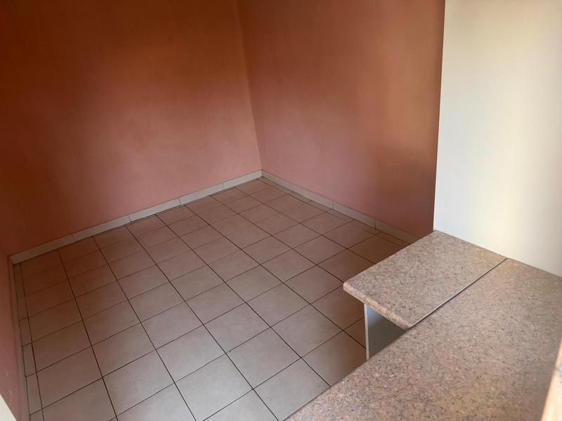 To Let 1 Bedroom Property for Rent in Kensington Gauteng