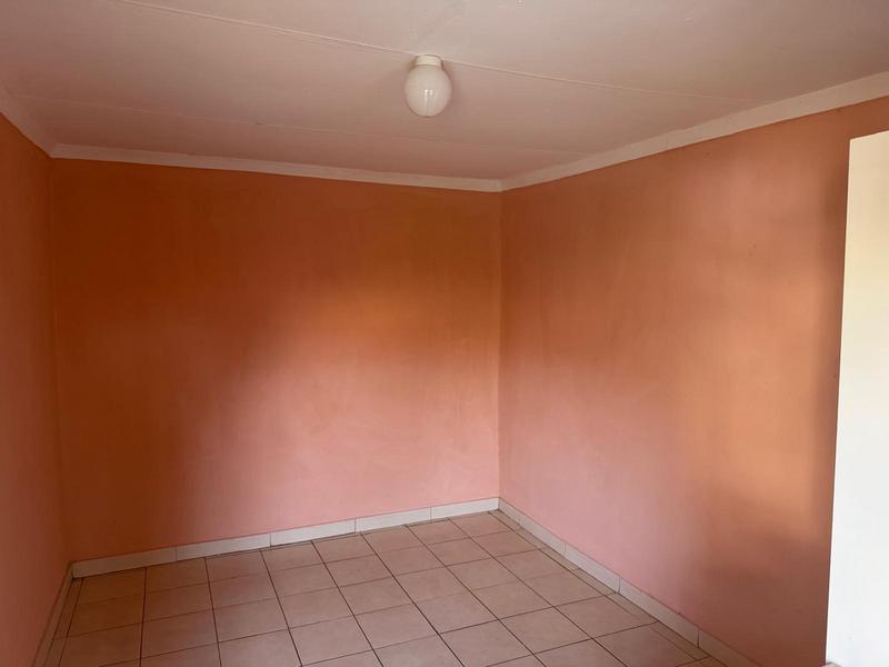 To Let 1 Bedroom Property for Rent in Kensington Gauteng