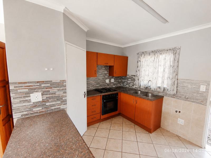 2 Bedroom Property for Sale in Elardus Park Gauteng