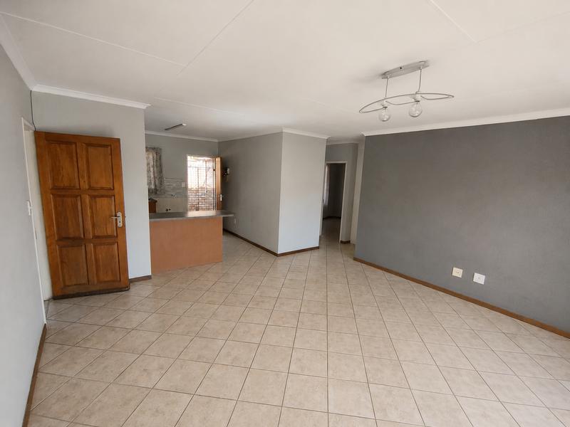 2 Bedroom Property for Sale in Elardus Park Gauteng