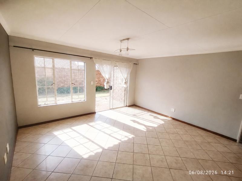 2 Bedroom Property for Sale in Elardus Park Gauteng