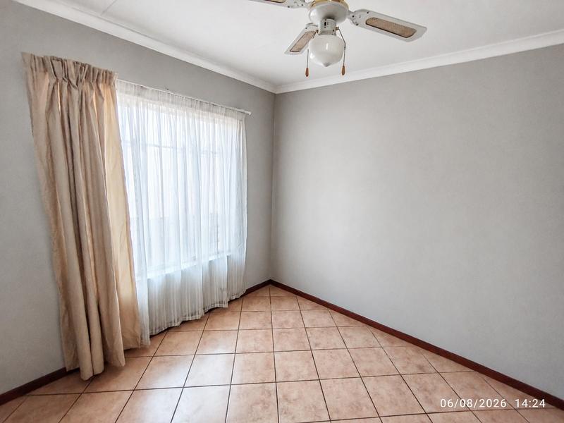 2 Bedroom Property for Sale in Elardus Park Gauteng