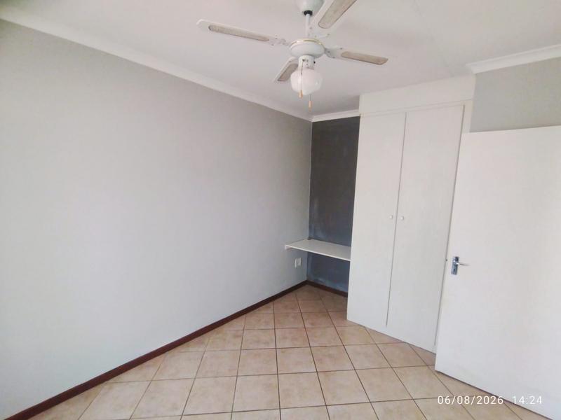 2 Bedroom Property for Sale in Elardus Park Gauteng