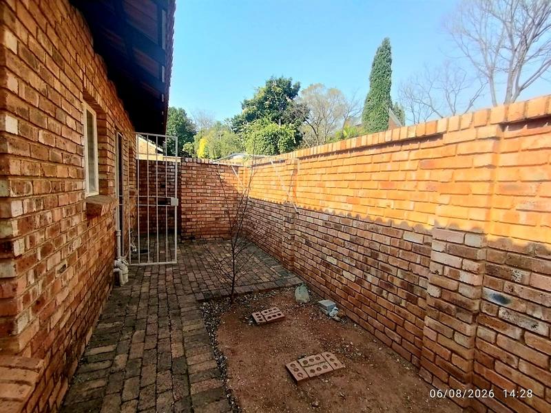 2 Bedroom Property for Sale in Elardus Park Gauteng