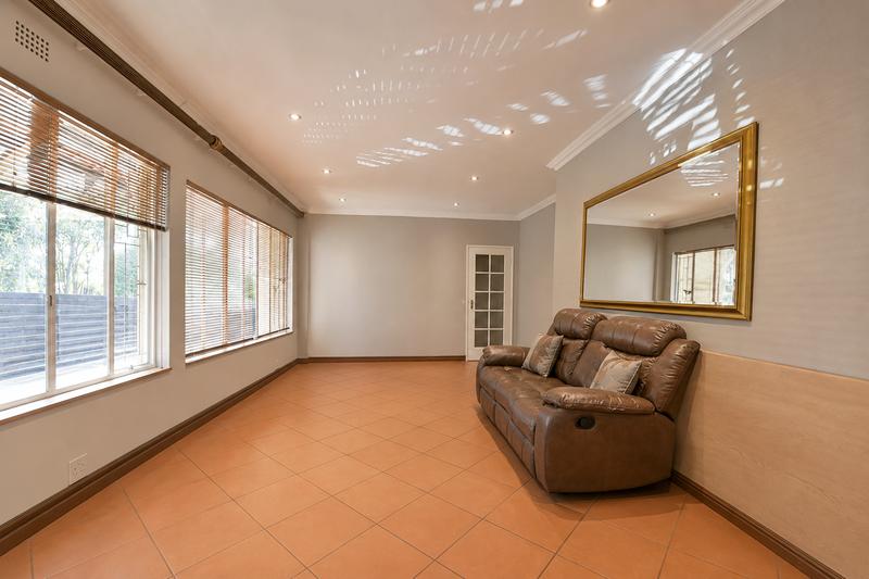 7 Bedroom Property for Sale in Northwold Gauteng