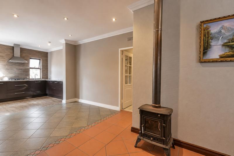7 Bedroom Property for Sale in Northwold Gauteng