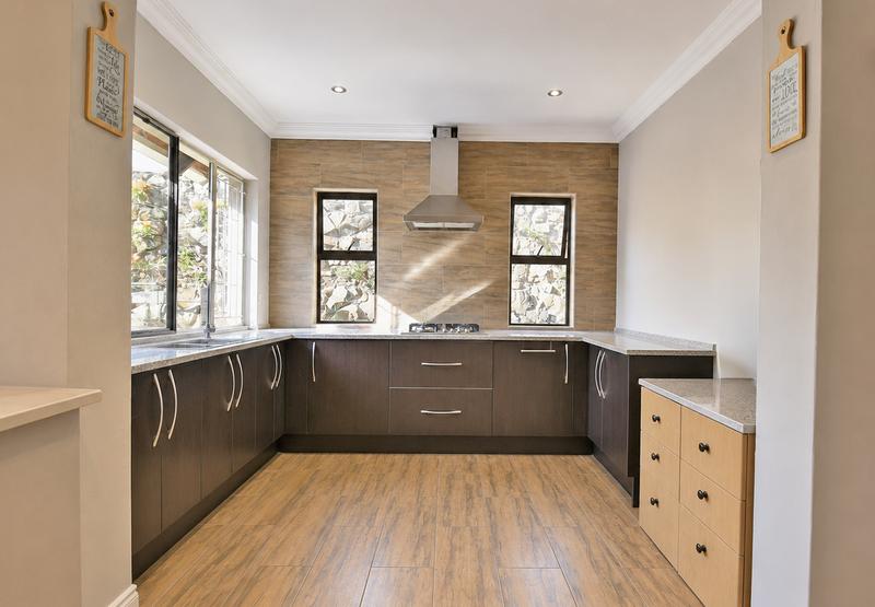 7 Bedroom Property for Sale in Northwold Gauteng