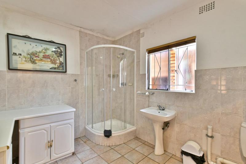 7 Bedroom Property for Sale in Northwold Gauteng