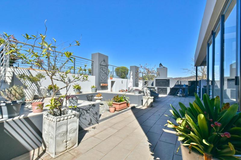 5 Bedroom Property for Sale in Eye of Africa Gauteng