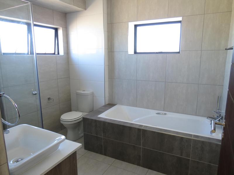 To Let 3 Bedroom Property for Rent in Midstream Meadows Gauteng