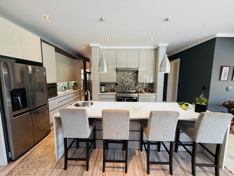 4 Bedroom Property for Sale in Sable Hills Gauteng