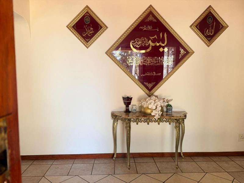 5 Bedroom Property for Sale in Erasmia Gauteng