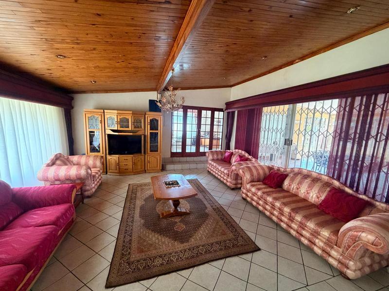 5 Bedroom Property for Sale in Erasmia Gauteng