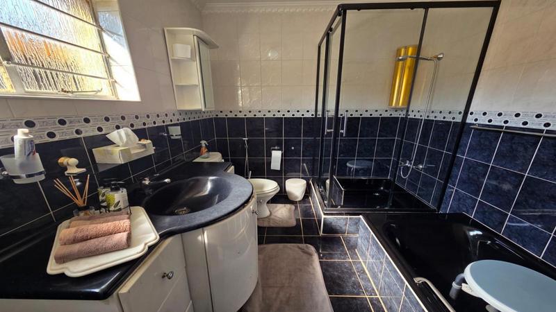 3 Bedroom Property for Sale in Laudium Gauteng