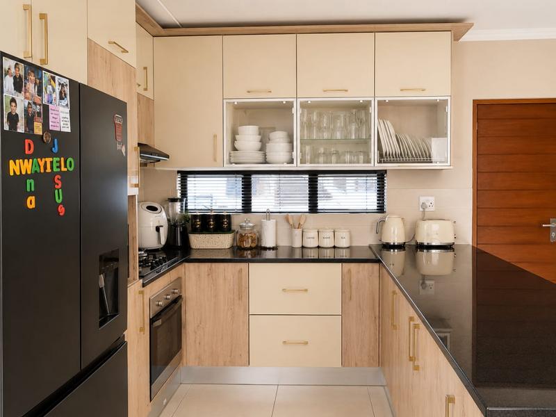 3 Bedroom Property for Sale in Thatchfield Gauteng