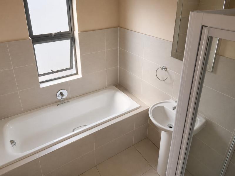 3 Bedroom Property for Sale in Thatchfield Gauteng