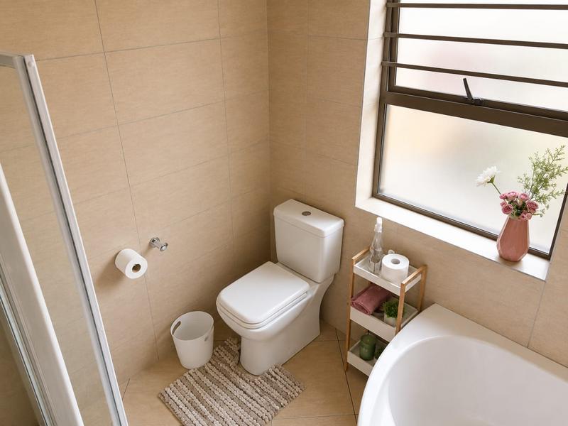 3 Bedroom Property for Sale in Thatchfield Gauteng