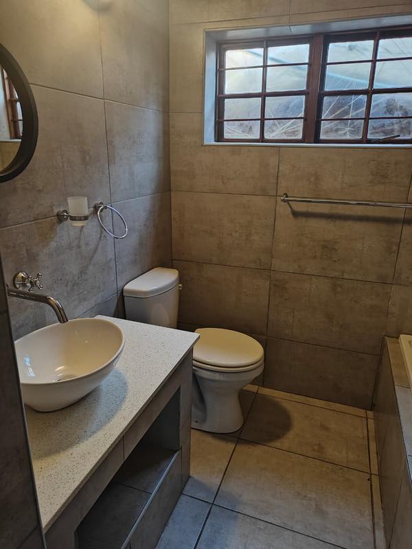 To Let 4 Bedroom Property for Rent in Faerie Glen Gauteng