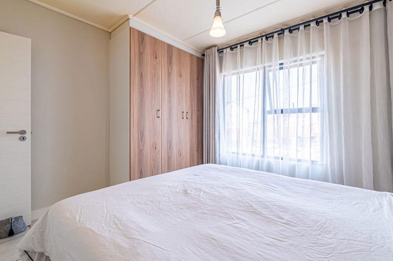 To Let 2 Bedroom Property for Rent in Linbro Park Gauteng