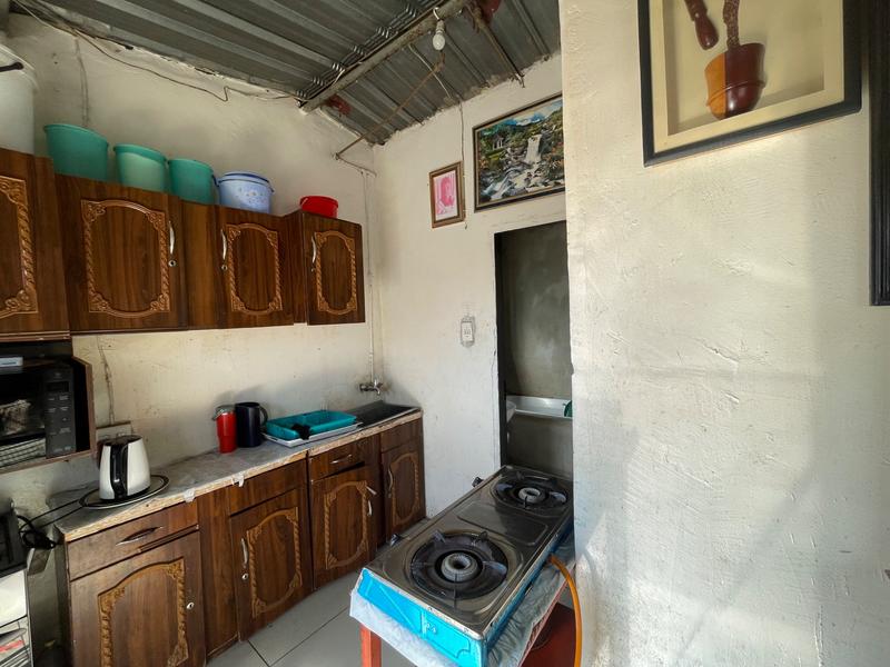 7 Bedroom Property for Sale in Olievenhoutbosch Gauteng