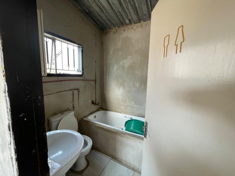 7 Bedroom Property for Sale in Olievenhoutbosch Gauteng