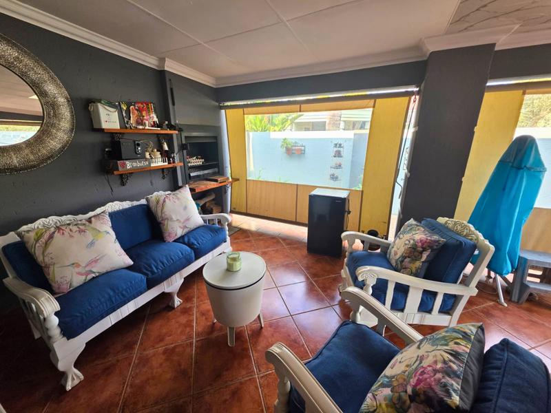 3 Bedroom Property for Sale in Glen Marais Gauteng