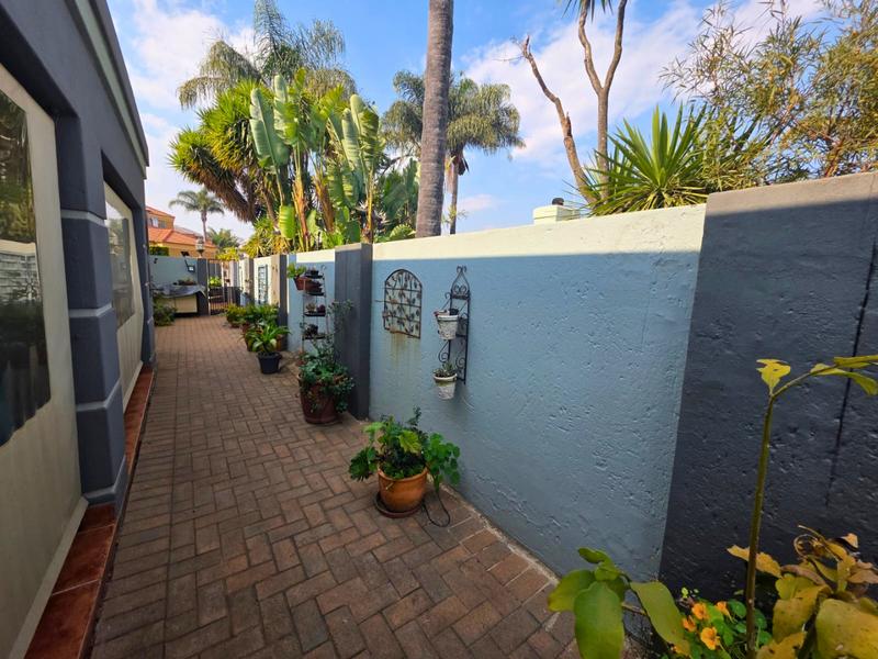 3 Bedroom Property for Sale in Glen Marais Gauteng