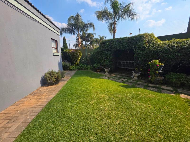 3 Bedroom Property for Sale in Glen Marais Gauteng