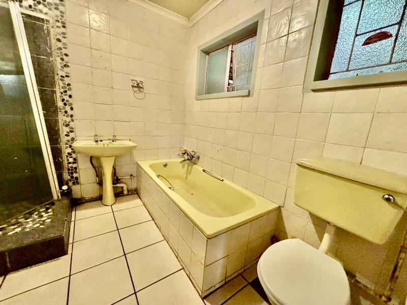 3 Bedroom Property for Sale in Vanderbijlpark CW 5 Gauteng