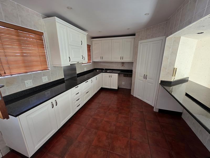 4 Bedroom Property for Sale in Sandhurst Gauteng