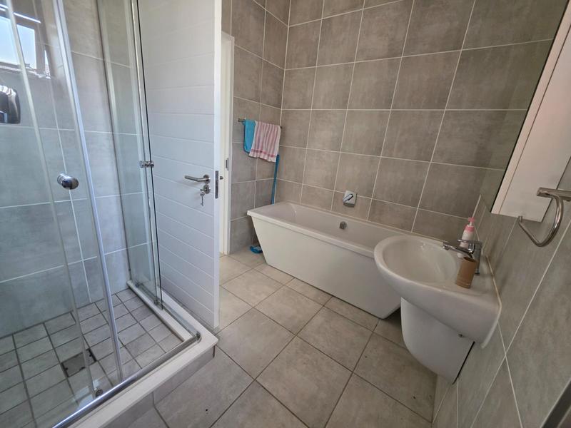 1 Bedroom Property for Sale in Greencreek Lifestyle Estate Gauteng