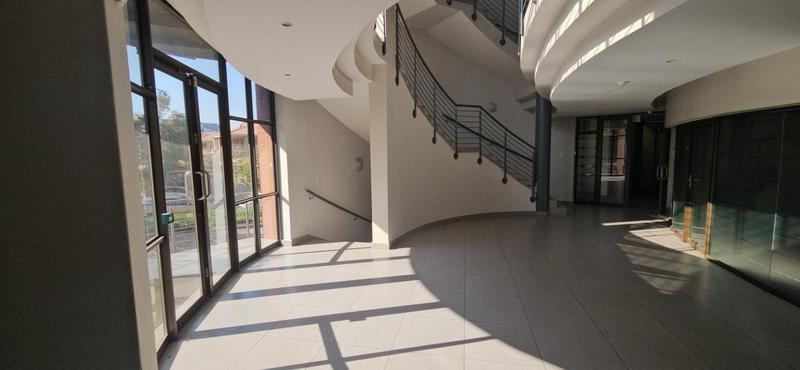 To Let Commercial Property for Rent in Vorna Valley Gauteng