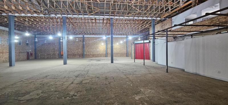 To Let Commercial Property for Rent in Vorna Valley Gauteng