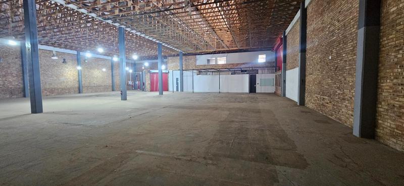 To Let Commercial Property for Rent in Vorna Valley Gauteng
