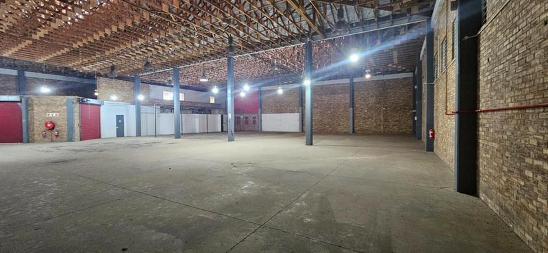 To Let Commercial Property for Rent in Vorna Valley Gauteng