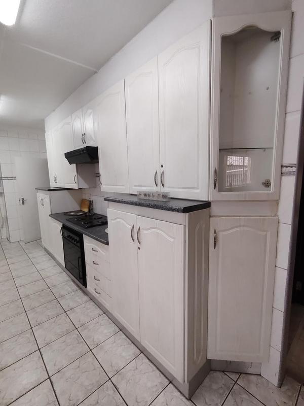 4 Bedroom Property for Sale in Rustivia Gauteng